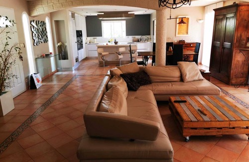 Paulhan Villa | superb villa LA GLORIETTE near PEZENAS and D AGDE