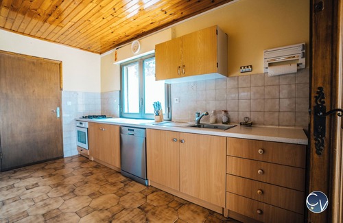 Venejan Villa | Superb Villa with Pool and Village View