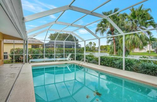 Central Naples Villa | SUPERB VILLA WITH PRIVATE POOL IN NAPLES