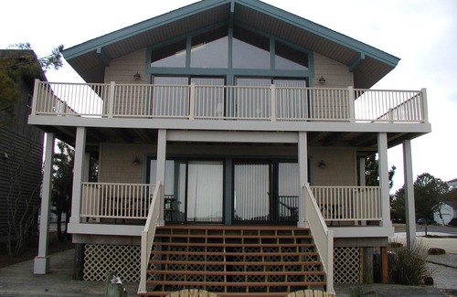 Ocean Pines House | Superb Waterfront location on St. Martin River in Ocean Pines with 2 dock slips