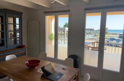 Saint-Jean-de-Monts Apartment | Superbe 3 ch terrasse face mer