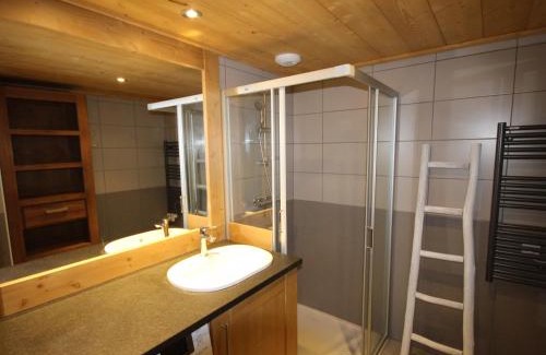 Bisanne 1500 Apartment | Superbe 3 pièces avec balcon et accès piscine à Bisanne 1500, idéal pour 6 personnes - FR-1-293-114