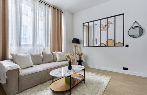 Bercy Apartment | Superbe Apartment Center of Paris