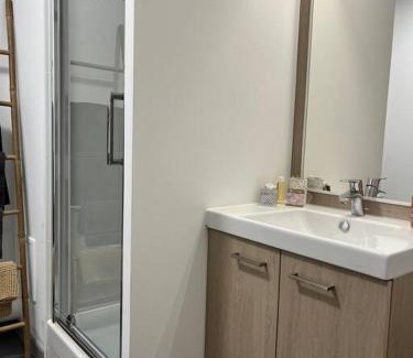 Quartier Atlantis Apartment | Superbe Appart 2P pour 4 pers à 5 min TGV RER Orly