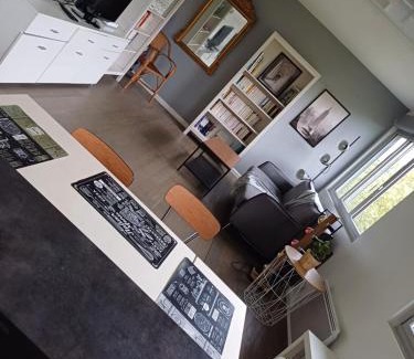 Combat Apartment | Superbe appartement Paris Centre - Buttes Chaumont