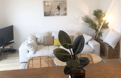 Saint Pierre de Feric Apartment | Superbe Appartement VUE MER Panoramique