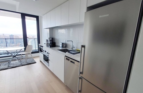 Ville-Marie Apartment | Superbe Condo Studio 100% Meublé & Équipé au Maestria, Quartier des Spectacles
