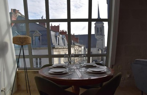 Saumur Apartment | Superbe duplex La Verrière chic, cosy et spacieux
