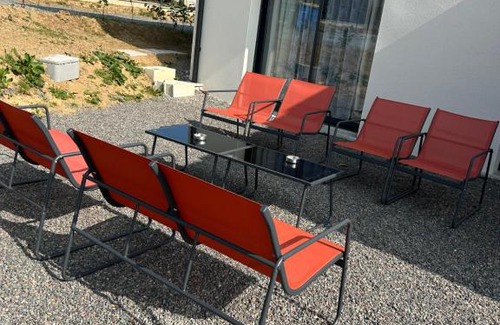 Limoges Apartment | Superbe pavillon 4 chambres - parking privé - Grande Terrasse au calme - limoges