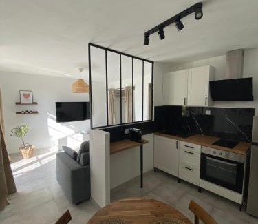 Digne-les-Bains Apartment | Superbe Studio Centre Digne les bains