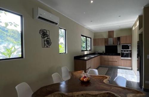 Tamarindo House | Superbe villa neuve avec piscine