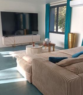 Le Grau-dʼAgde Villa | Superbe villa, piscine chauffée