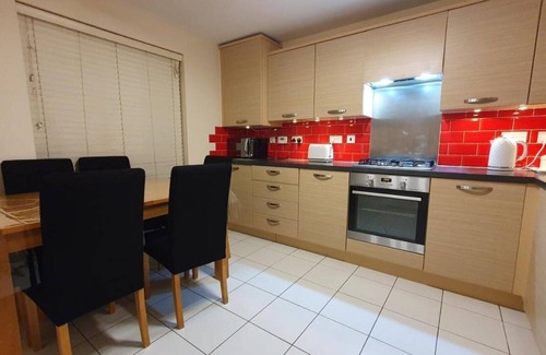 Cribbs Causeway House | Superbly located 3 bedroom luxury house in Cheswick Village