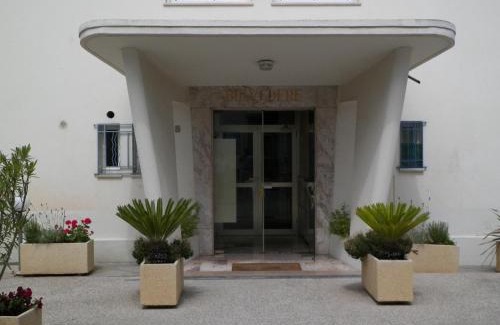 Cap-d'Antibes Apartment | Superior Apartment on first floor with Sea View