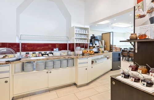 Liefering House | Superior double room - Austria Trend Hotel Salzburg Messe