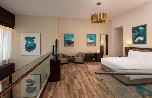 Dubai Media City Apartment | Superior Duplex Apartment Near The Media Lounge Palm By Luxury Bookings
