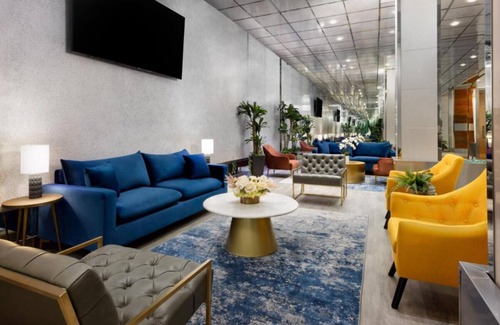 Central New York City Apartment | Superior Two Full Beds Room at OYO Hotel Times Square