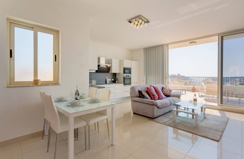 Gzira Apartment | Superlative Penthouse With Spacious Terrace