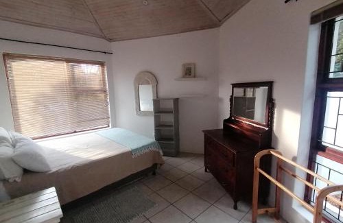 Jeffreys Bay Villa | Supertubes Villa
