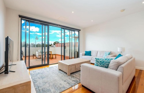 Inverloch Apartment | Supreme Position in the Heart of Inverloch