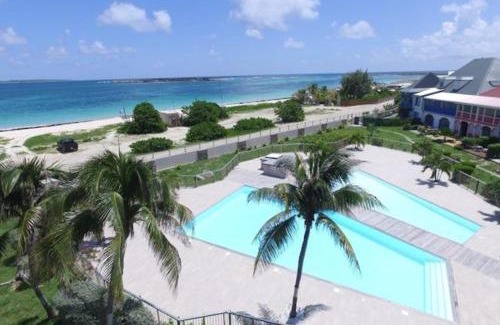 Orient Bay House | Sur la plage de la Baie Orientale, maison 4p avec jardin privatif et citerne d'eau !