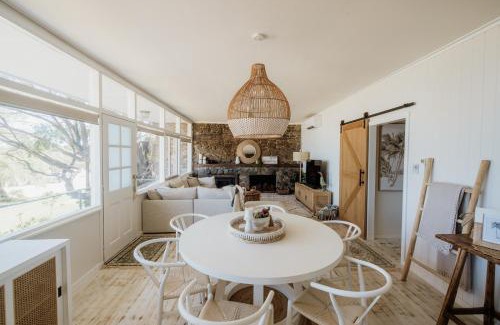 Dunsborough House | Sur Mer - Seaside Sanctuary