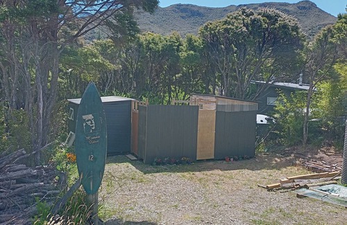 Great Barrier Island Cabin | Surfer's Studio, sleeps 3 , close to beaches, hot pools, shops and airport.