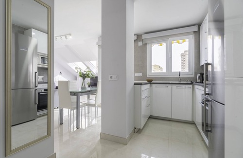 Fuengirola City Centre Apartment | Sur Suites Castillo