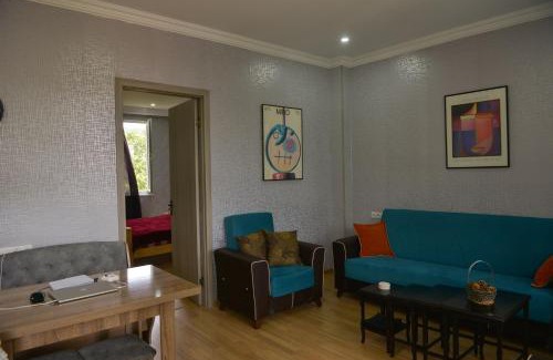 Tsromi House | Surami Guest House - სახლი სურამში