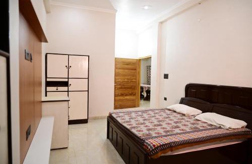Faizabad House | Surendra Villa Home Stay