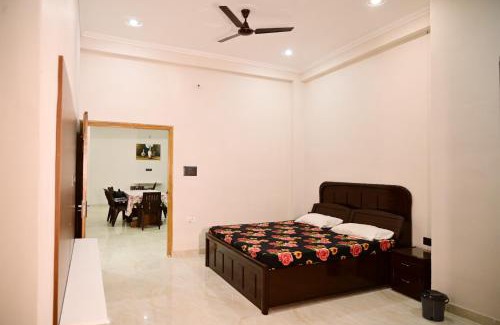 Faizabad House | Surendra Villa Home Stay