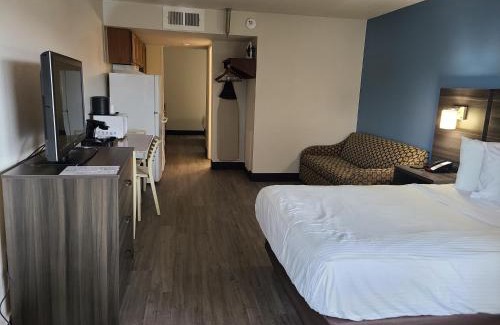 Northeast Virginia Beach Hotel | SureStay Hotel by Best Western Virginia Beach Royal Clipper