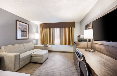 SeaTac Hotel | SureStay Hotel by Best Western SeaTac Airport North