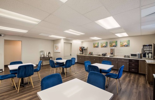 SeaTac Hotel | Surestay Plus Hotel By Best Western Seatac Airport