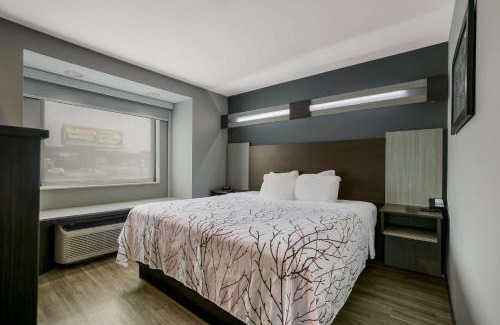 Sevierville Hotel | SureStay Plus Hotel by Best Western Sevierville
