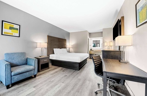 Southern Pines Hotel | SureStay Plus Hotel by Best Western Southern Pines Pinehurst