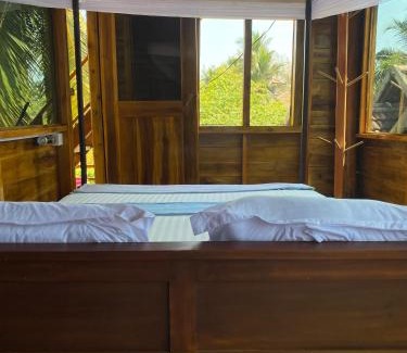 Pottuvil Division 2 Hotel | Surf Beach Hotel