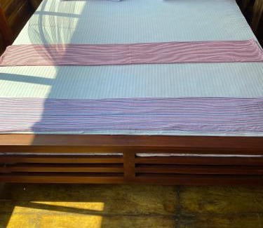 Pottuvil Division 2 Hotel | Surf Beach Hotel