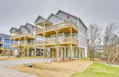 Surf City House | Surf City Home with Outdoor Shower Walk to Beach!