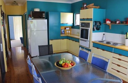 Currarong Cottage | Surf Mist Cottage Currarong - Quiet location just 120 meters to the beach