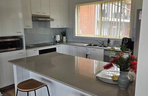Copacabana House | Surf Mist.n2 minute flat walk to Copacabana Beach NSW. n