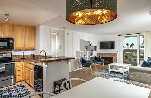 Townsite Condo | Surf 'n Sand