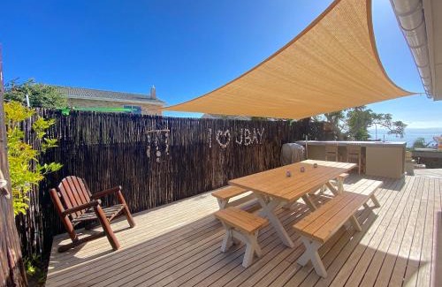 Wavecrest House | Surf Point Holiday Home & Apartment