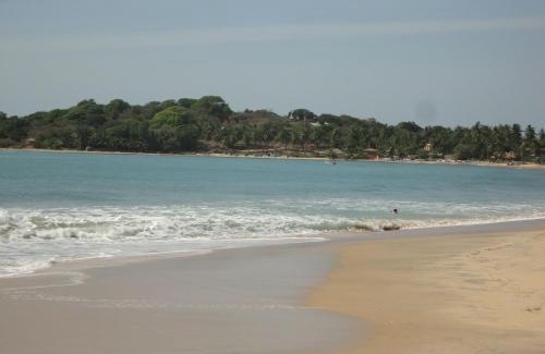 Pottuvil Division 2 Hotel | SURF & SAND Hotel Arugambay