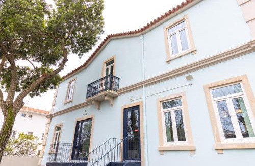 Parede Hostel | Surf & Sea Suites