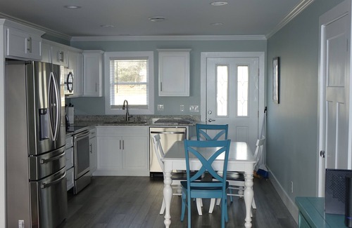 Emerald Isle House | Surf Sounds Beach Retreat, Completely Renovated, Enter your Relaxation Zone.