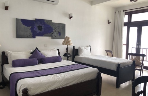 Kathaluwa Hotel | Surf Station