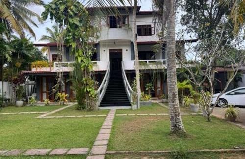 Habaraduwa Hotel | Surf & Zen - CoNomad Habaraduwa