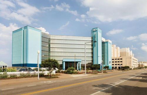 Northeast Virginia Beach Hotel | Surfbreak Virginia Beach Oceanfront, an Ascend Collection Hotel