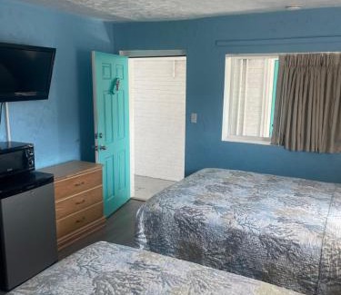 Wildwood Hotel | Surfcomber Motel